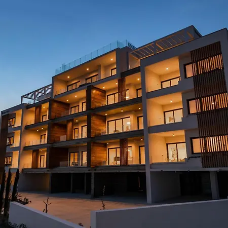 Premier 403 3 Bed Appartement *